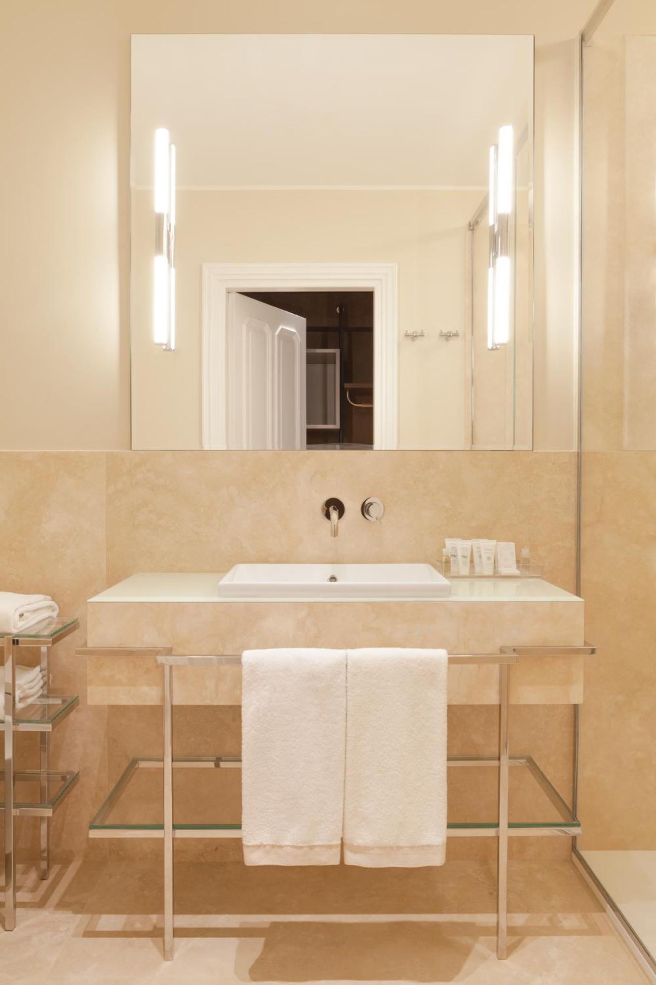Amabilia Suites ミラノ 部屋 写真
